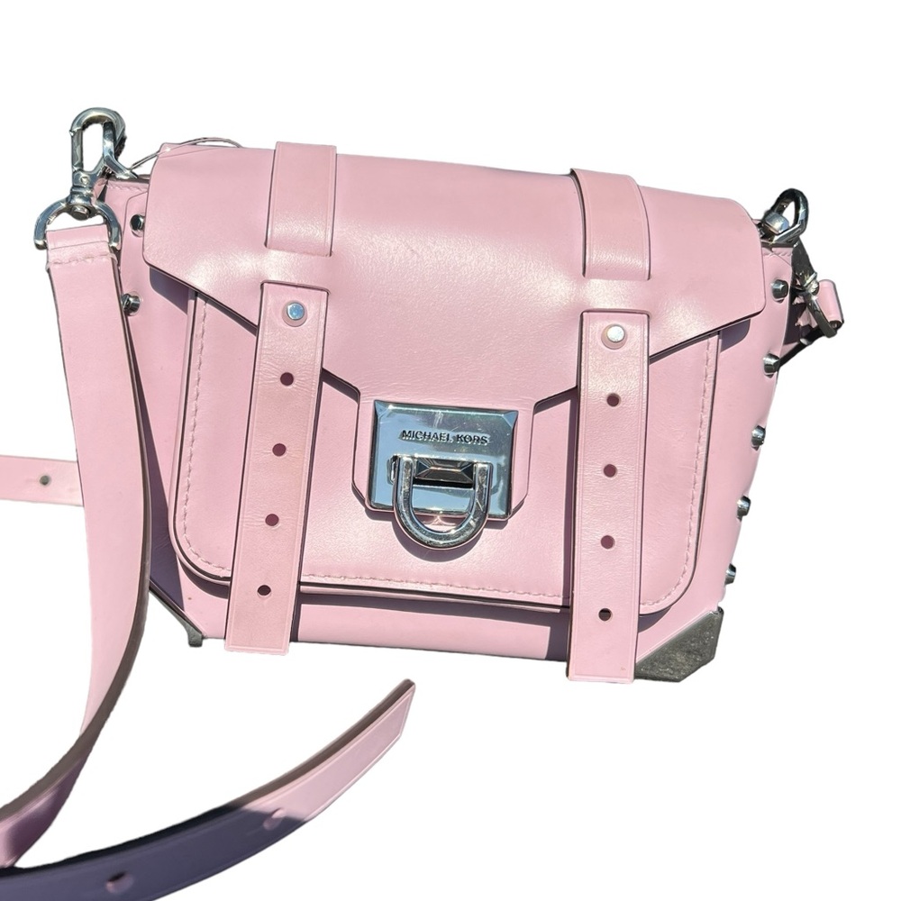Michael Kors Manhattan Leather Pale Lilac/Silver Crossbody New W/O tags - Picture 2 of 14